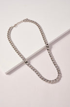 Load image into Gallery viewer, Metal Curb Chain Link Short Necklace
