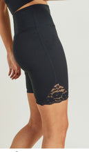 Load image into Gallery viewer, Aria Floral Lace Accent Short
