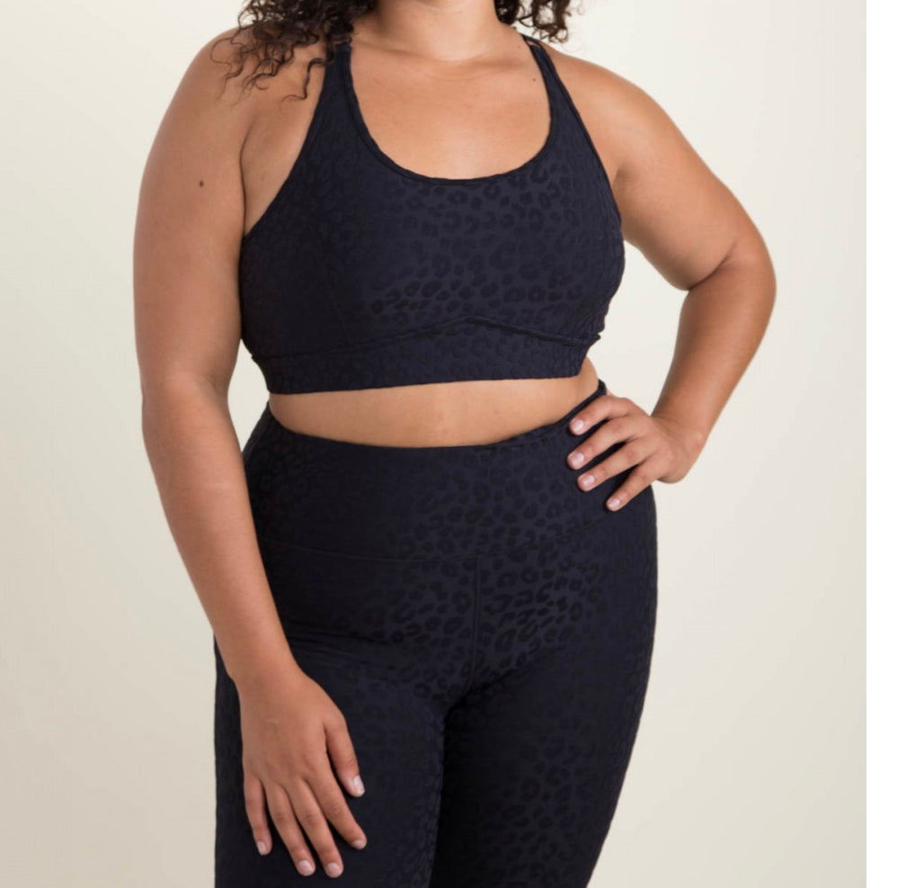 CURVY  Jacquard Leopard Textured Sports Bra